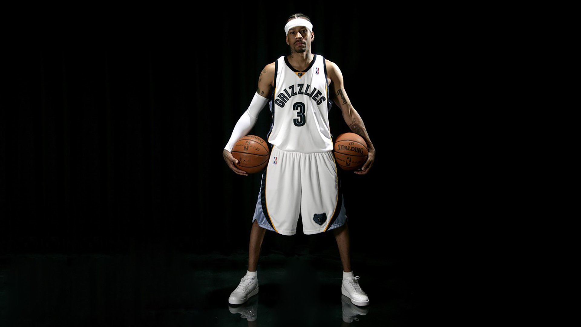 开云体育网站入口-男子篮球注重球员个人技术提升促进全面发展，篮球运动员如何提高身体素质