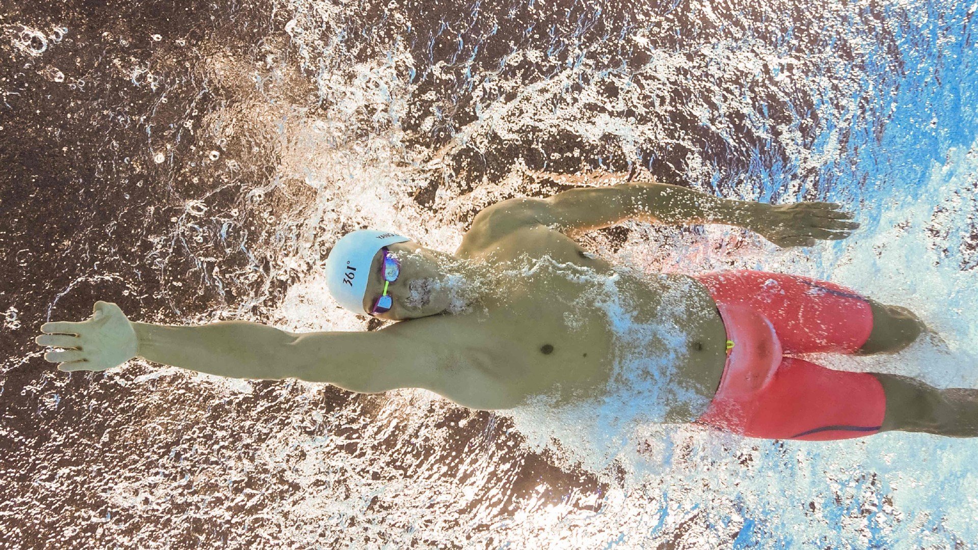 开云官网-里根·史密斯用坚韧精神征服赛场，里克·史密斯